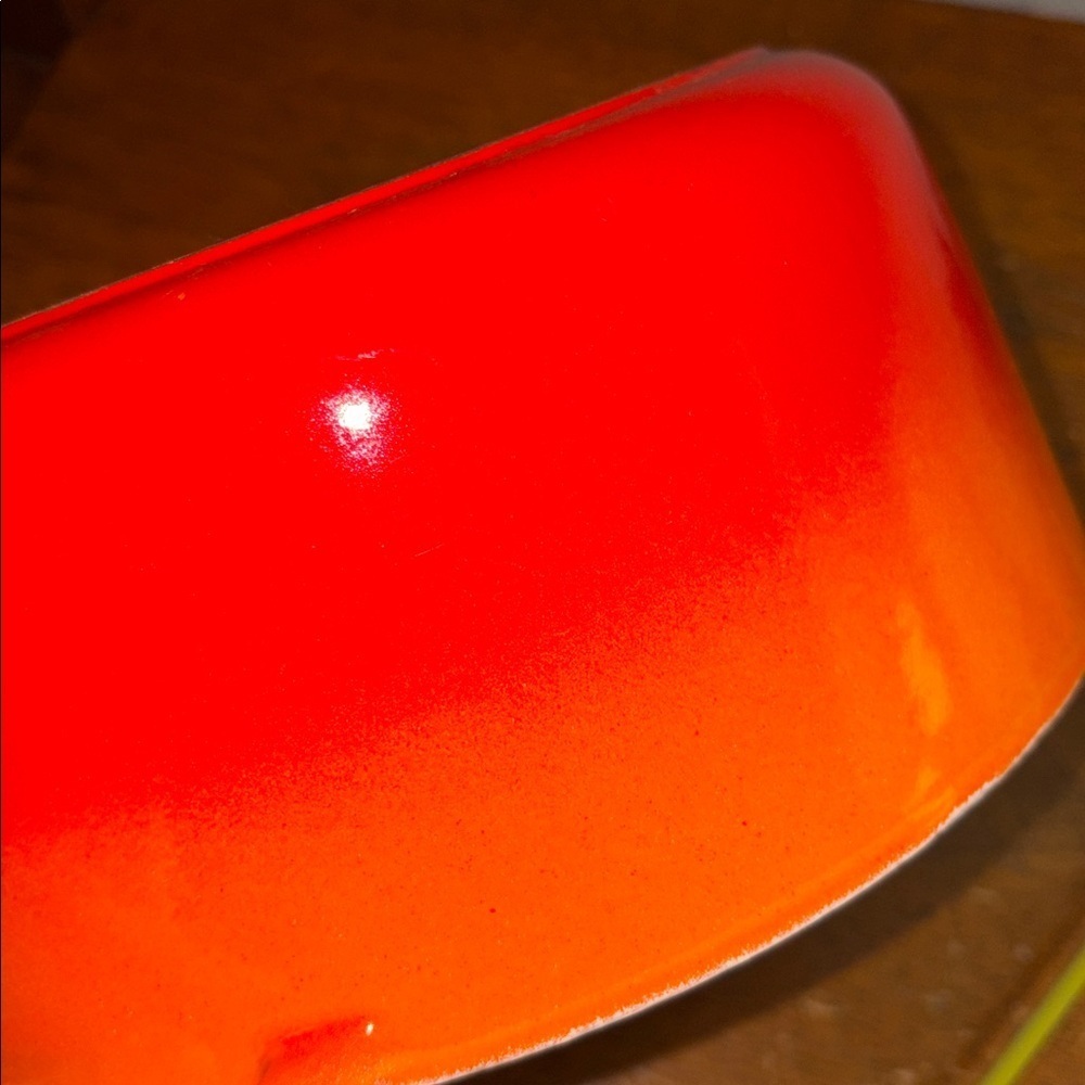 MCM Vintage Descoware 3.5 Quart Dutch Oven Belgian Enameled Cast Iron Flame Red - Picture 4 of 17